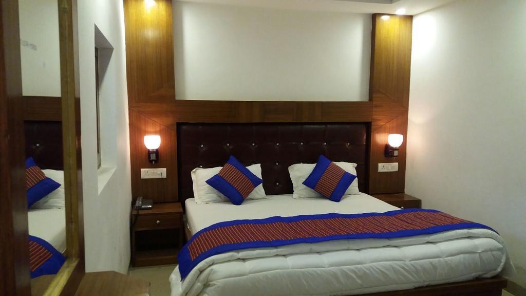 Hotel Vishal Új-Delhi Kültér fotó