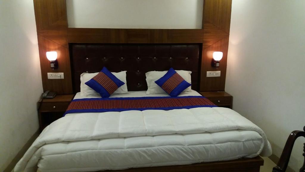 Hotel Vishal Új-Delhi Kültér fotó