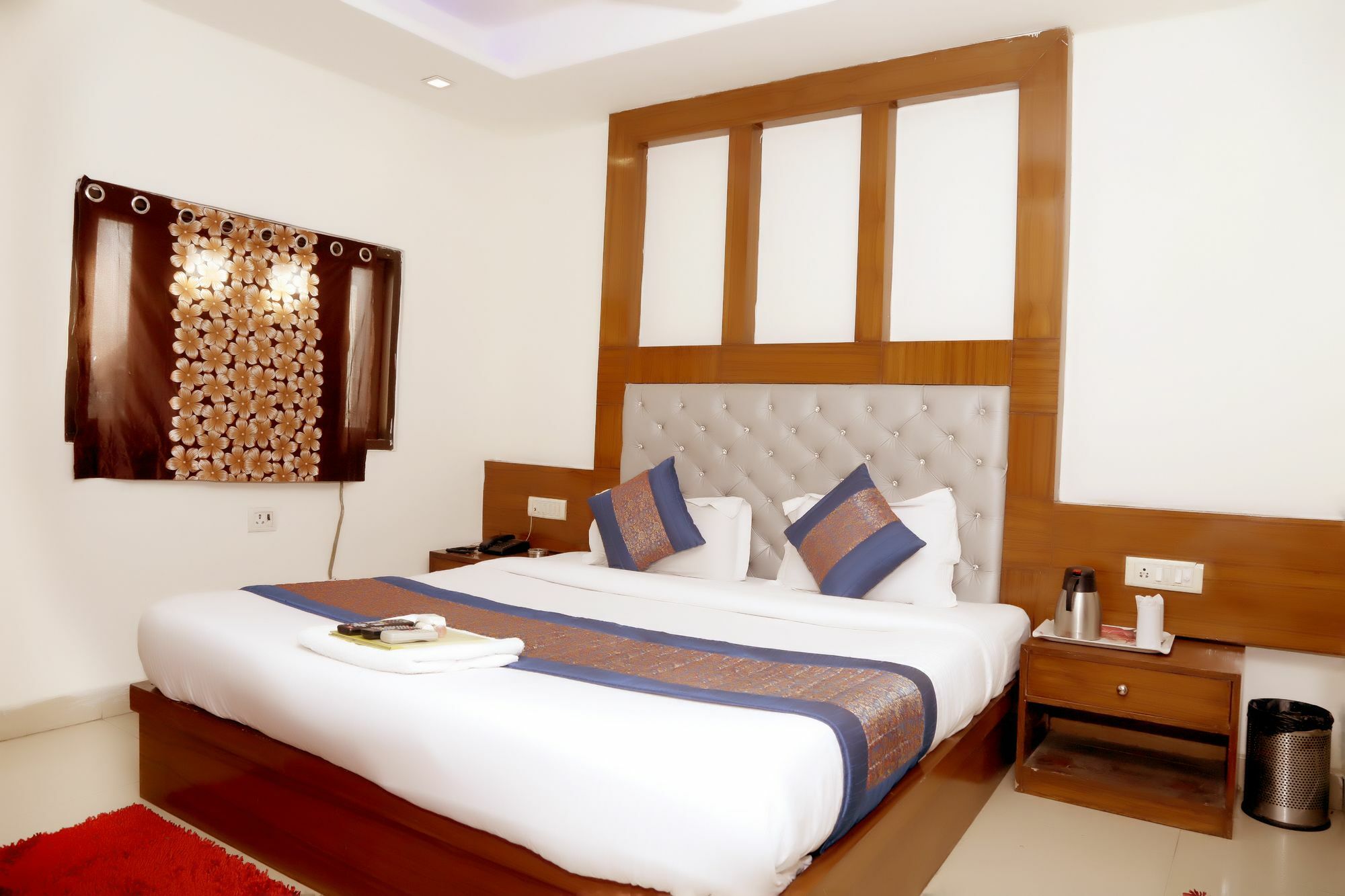 Hotel Vishal Új-Delhi Kültér fotó